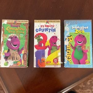 Set of 3 Barney VHS tapes Classic Collection smoke free home Fun & Edicational
